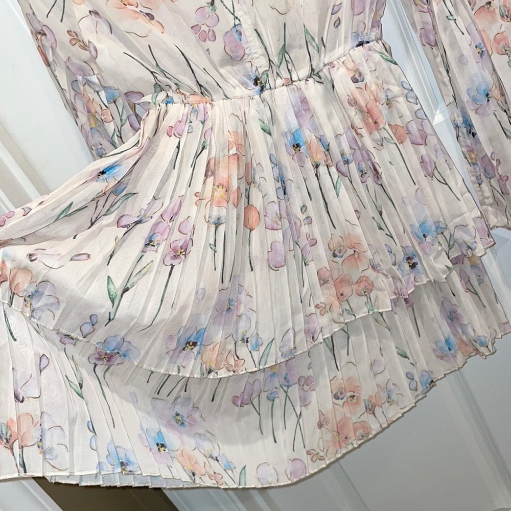 Shein Plunging Neck Floral Bell Sleeve Mini Dress - Picture 7 of 12